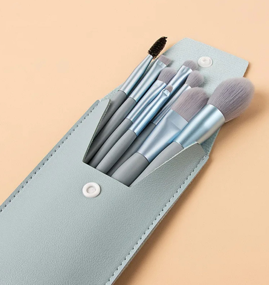 Set de 8 pinceaux maquillage + pochette – Bleu gris ou Rose saumon