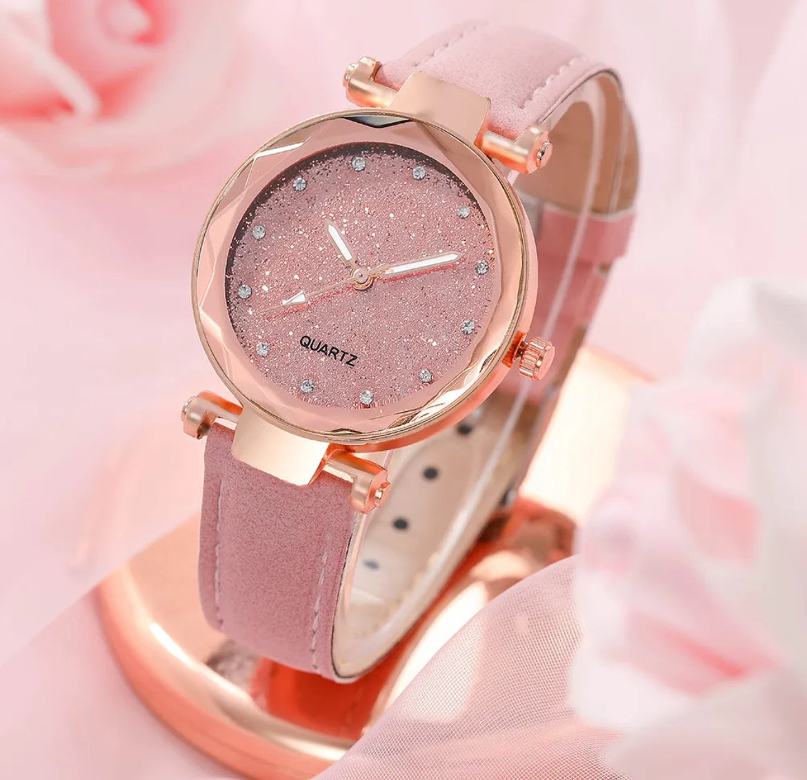 Montre Femme – Cadran Pailleté & Bracelet Effet Daim