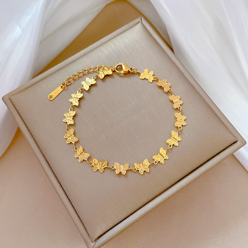 🦋 Bracelet Papillon – Acier Titane Doré ou Argenté
