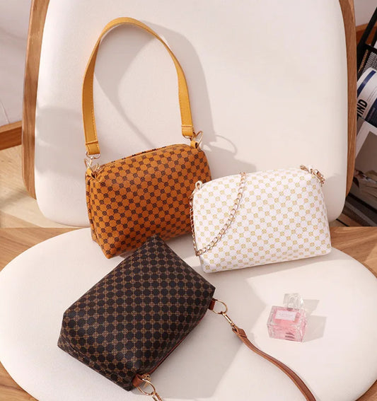 Sac à Main Imprimé Monogramme – Élégance et Polyvalence