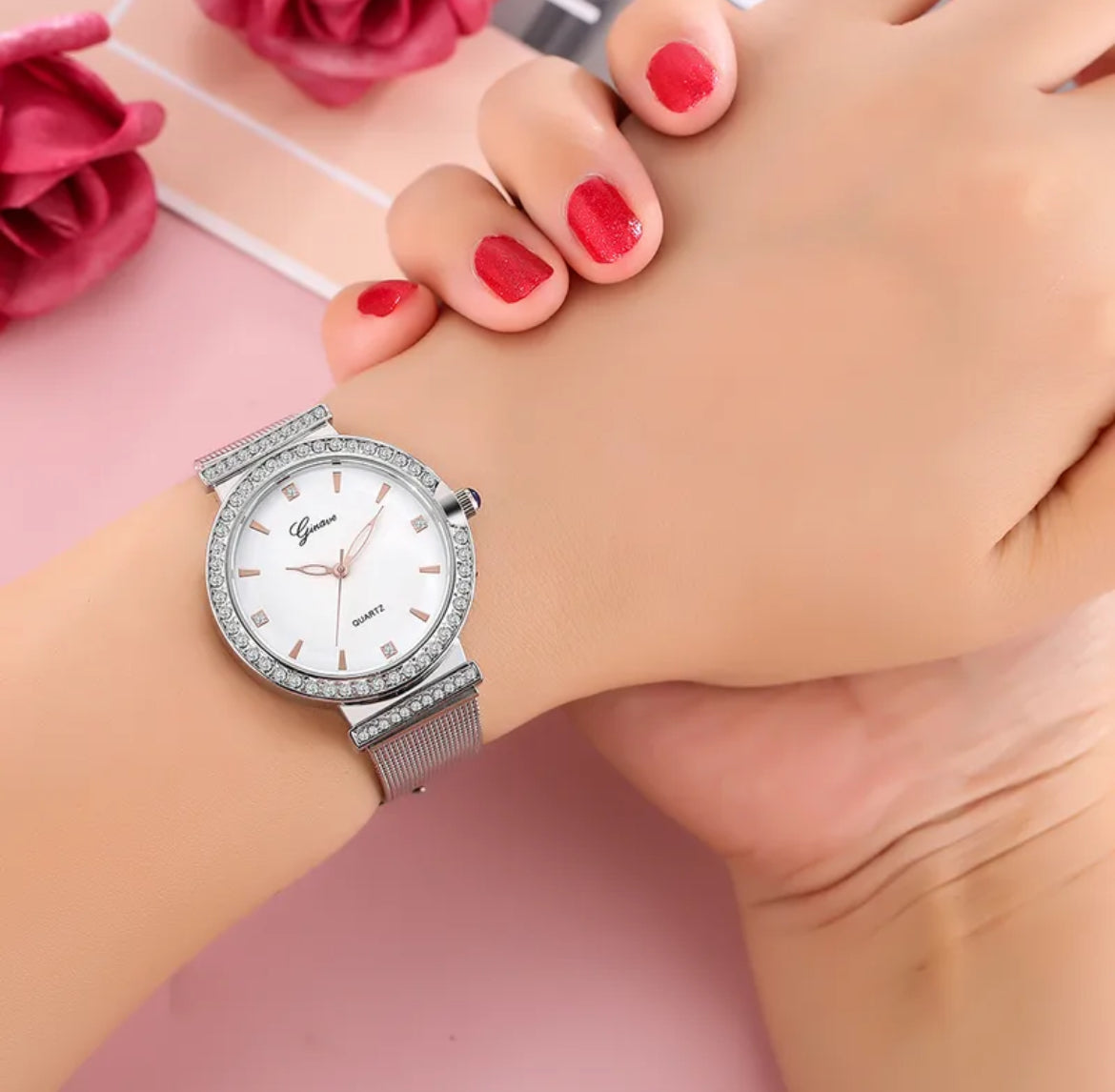 Montre Élégance Cristal – Femme