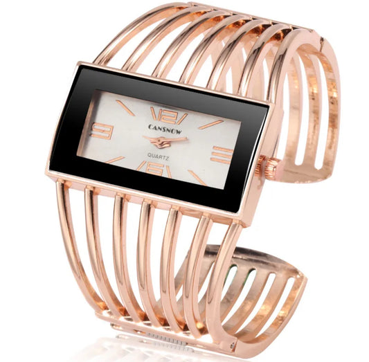 Montre Manchette Femme – Élégance Architecturale