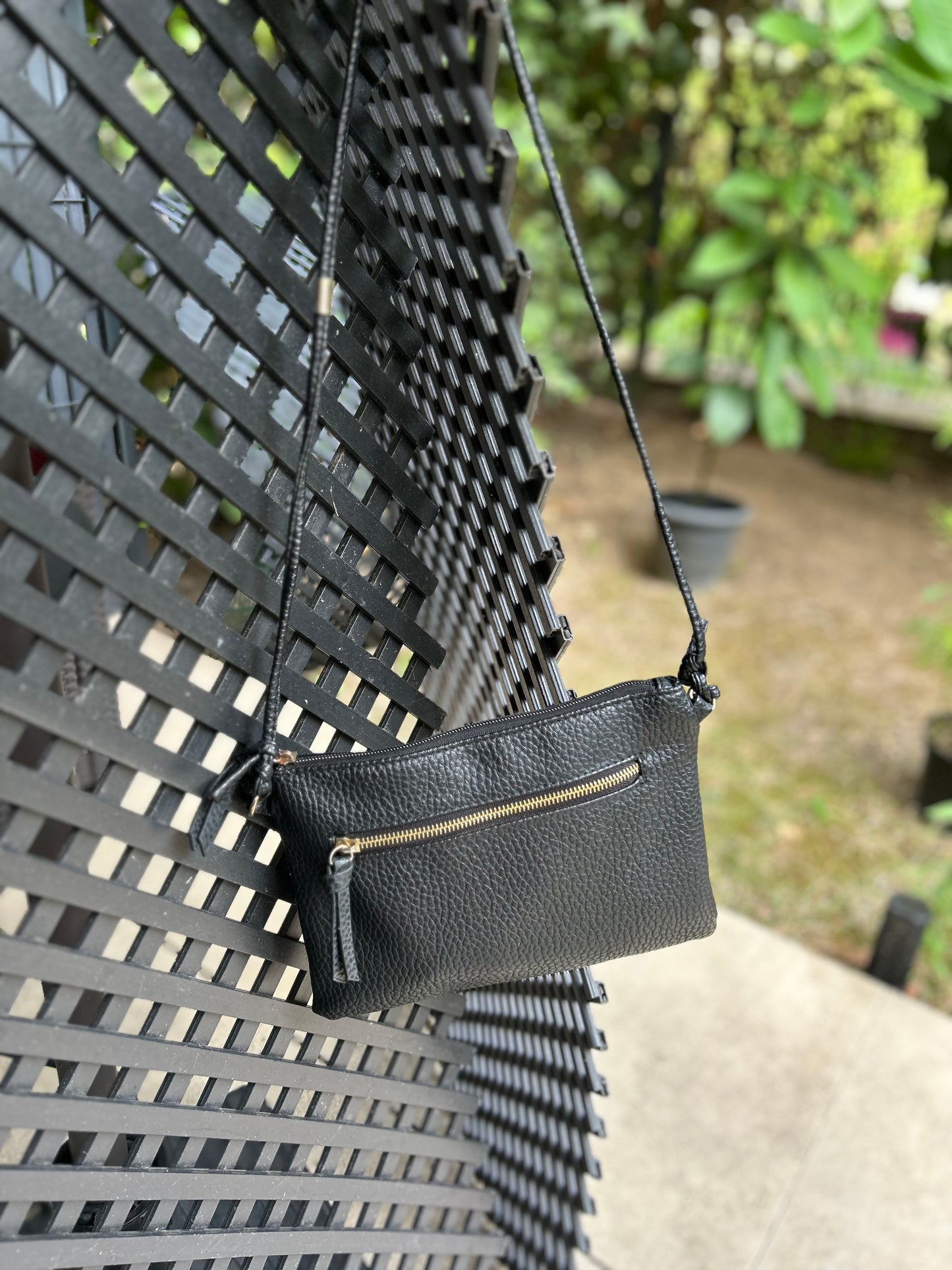🖤 Pochette bandoulière noire en cuir grainé – Collection Seconde vie chic