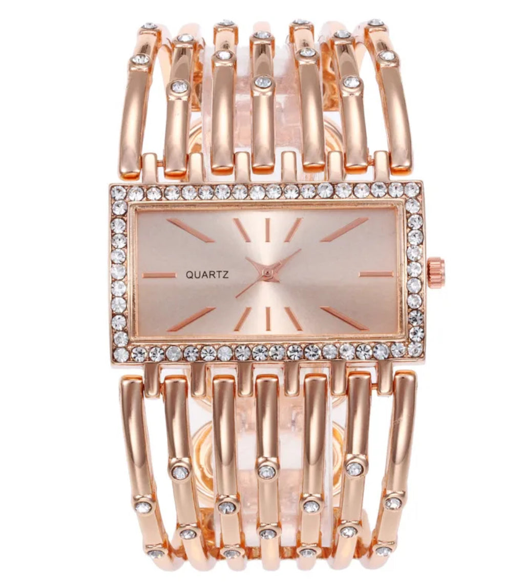 ⌚ Montre Femme Élégance Rectangulaire – Bracelet Strass