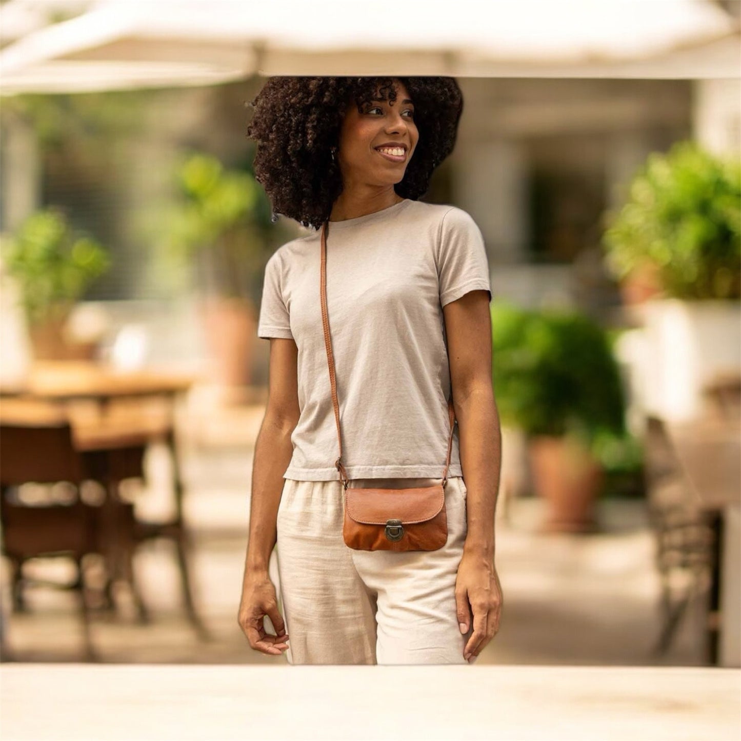 👜 Mini sac bandoulière en cuir naturel – Style vintage | ROSE SABLE